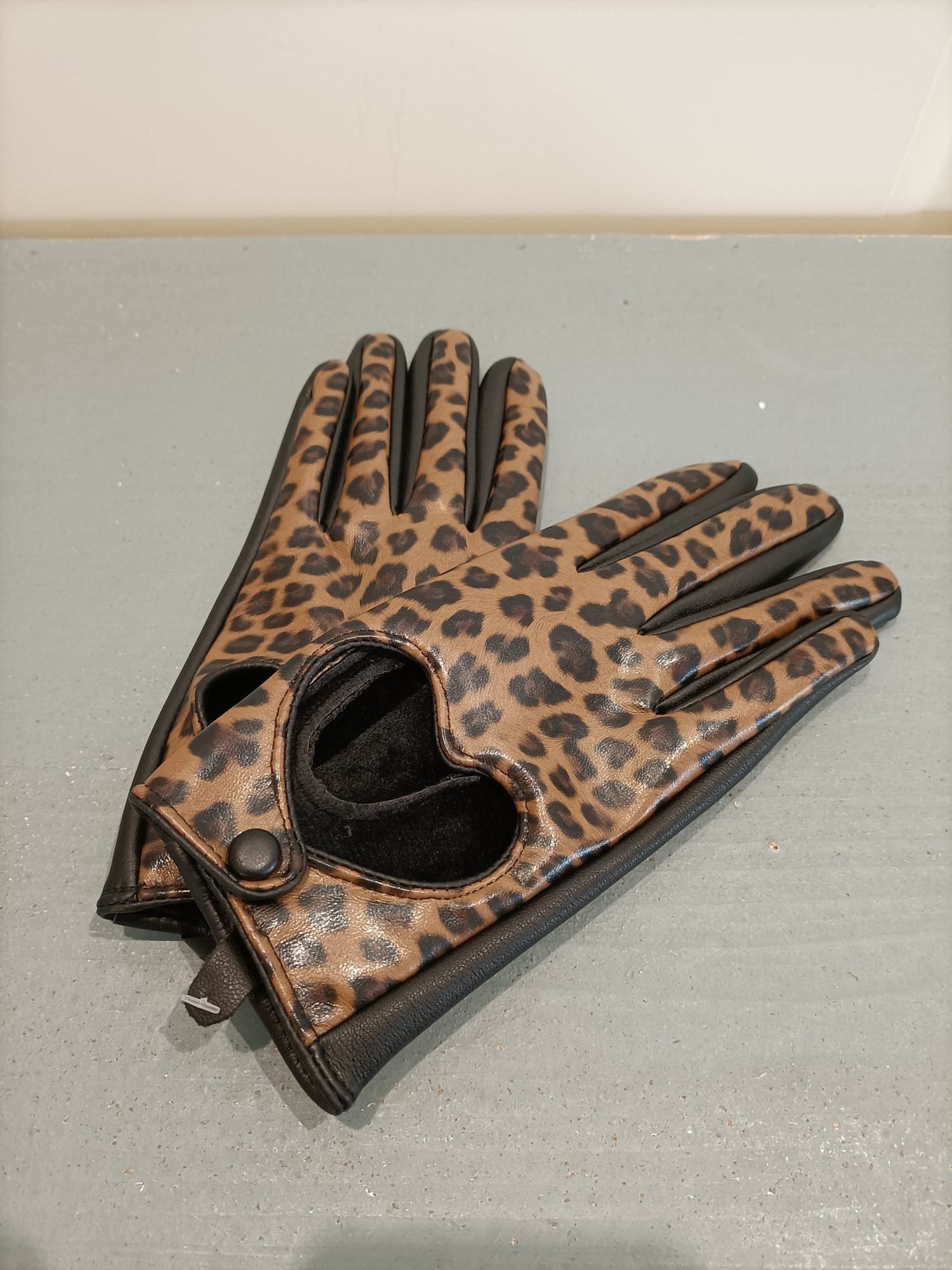 Guanto in ecopelle - gloves - immagine 4